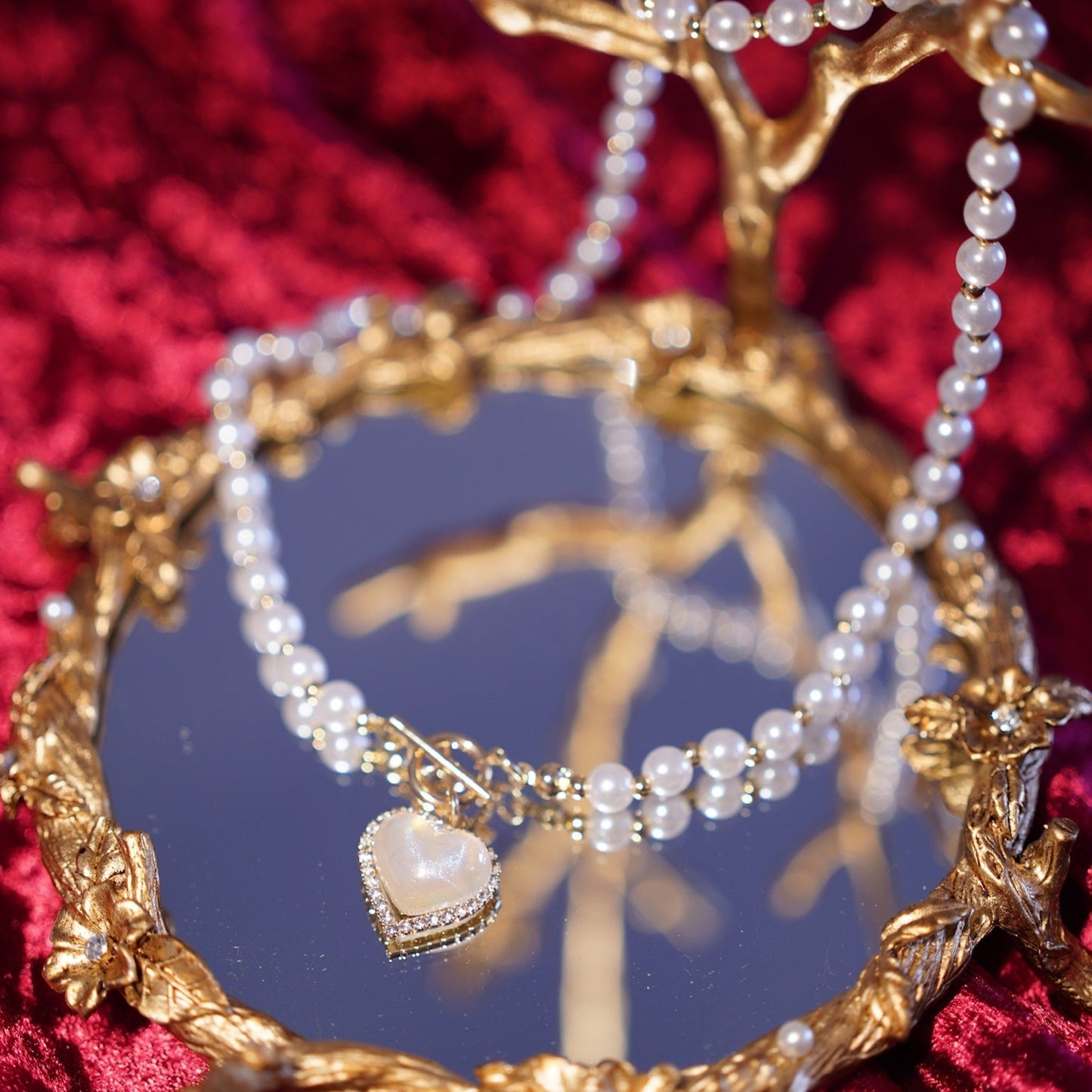 Collar perlas acero dorado corazón nácar “Un Corazón Latiendo”