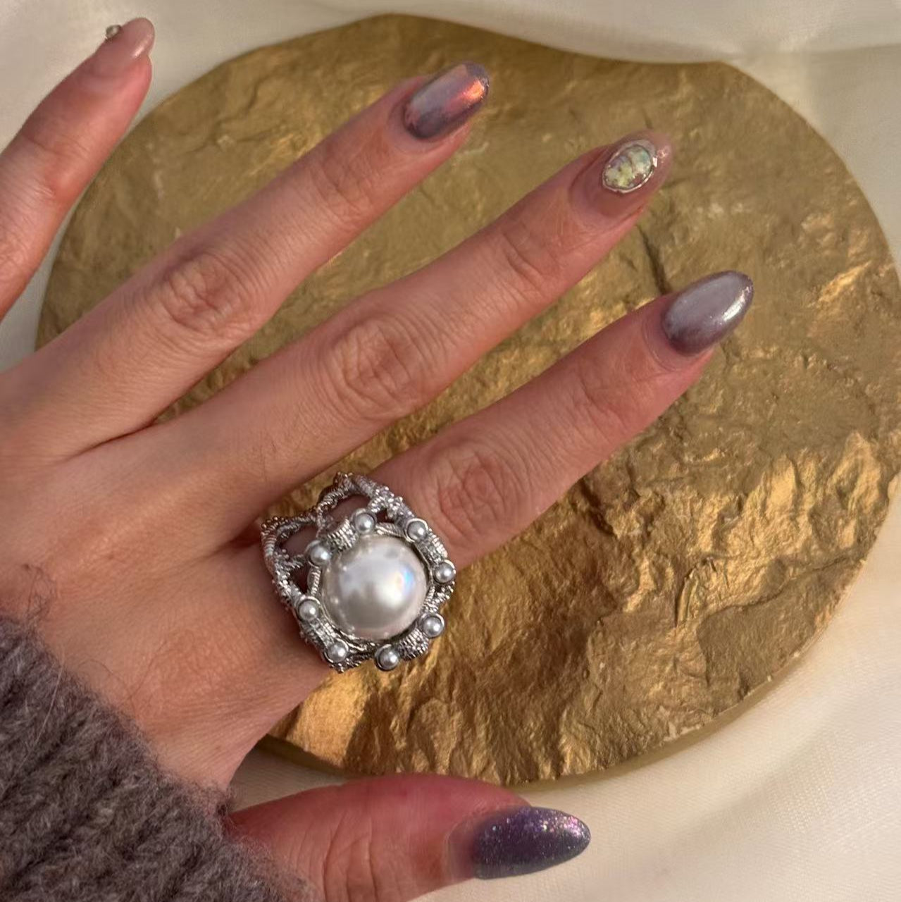Miana anillo cobre plateado barroco con perla “La Perla en Flor”