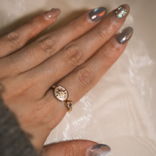 Miana Aurora Mística anillo ajustable celestial nácar dorado